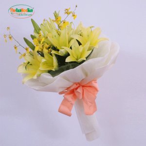 Bó hoa lily