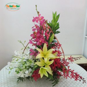 Giỏ hoa chúc mừng