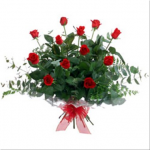 12 Medium Roses Gift Presentation